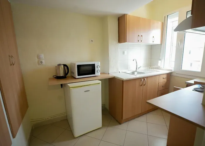 Διαμερίσματα Μαριάννα *